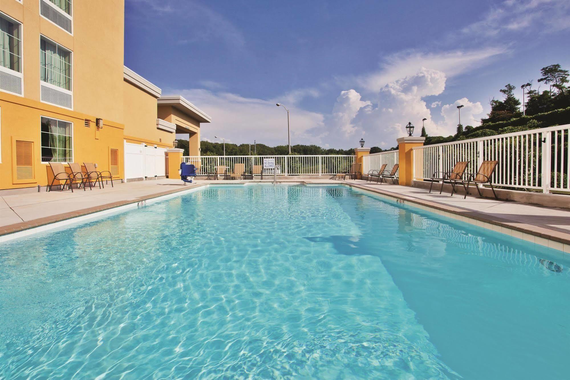 La Quinta By Wyndham Knoxville Central Papermill Luaran gambar